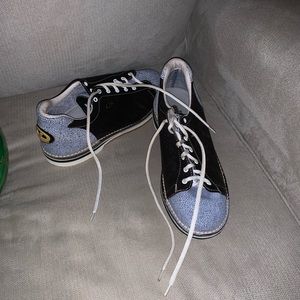 Bowling shoes
